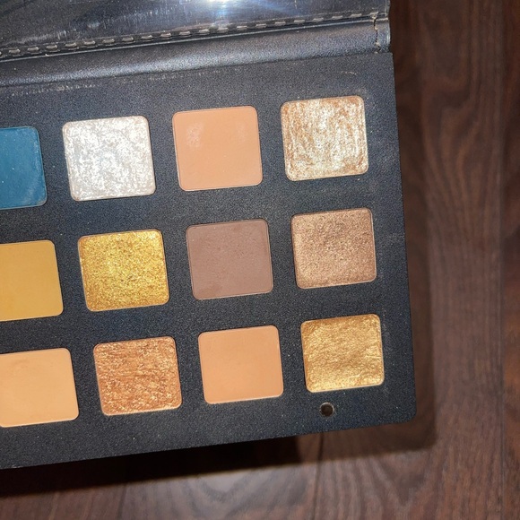 Natasha Denona Gold Palette (Original) - Picture 11 of 12